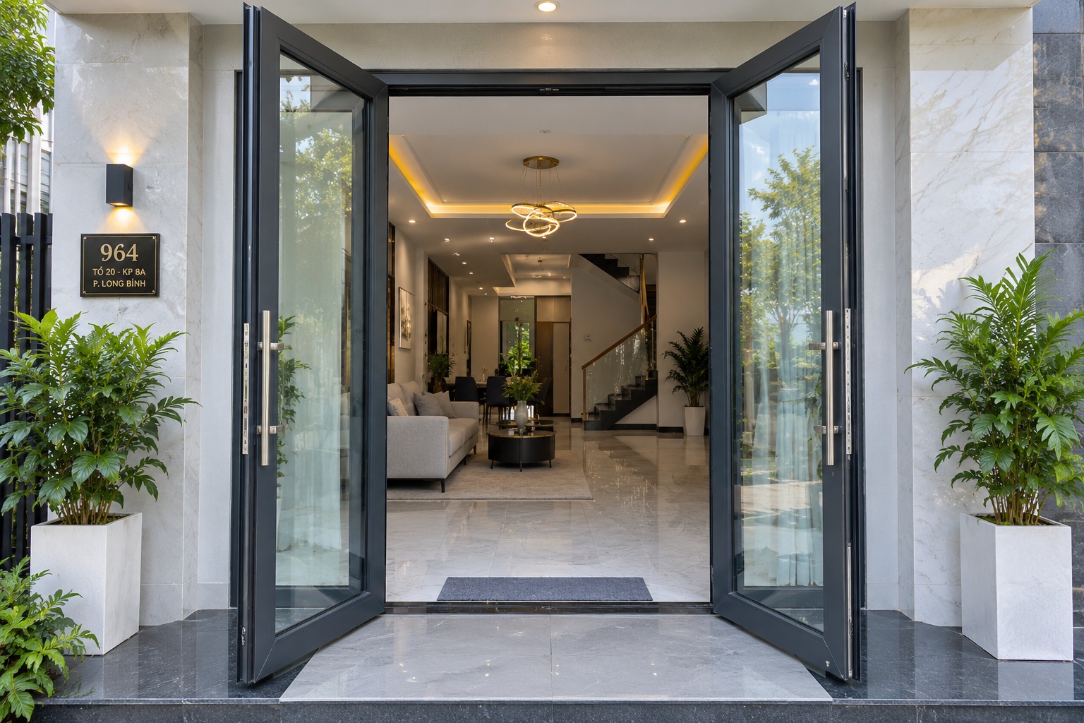 Cửa Xingfa 2 cánh mở quay Biên Hòa cho cửa chính nhà phố